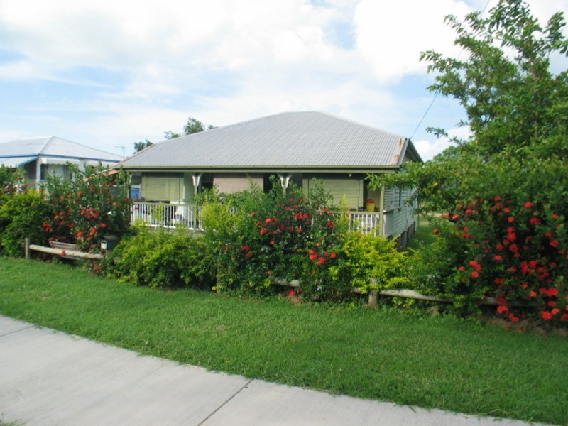 110 Herbert Street, Bowen QLD 4805