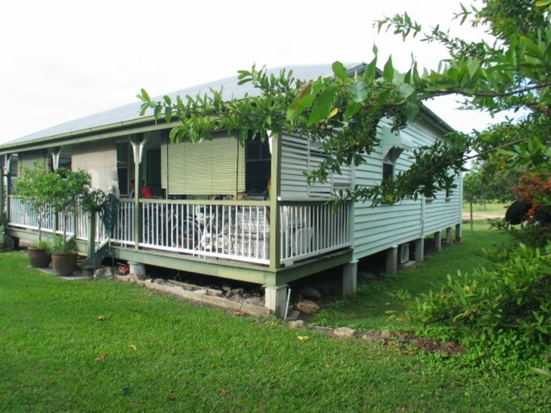 110 Herbert Street, Bowen QLD 4805