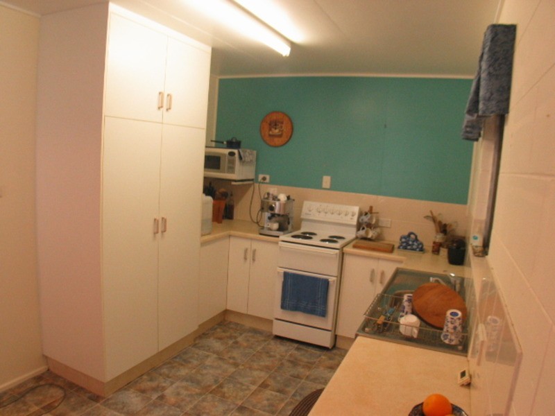 22 Rosshall Street, Bowen QLD 4805