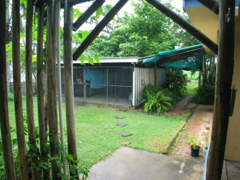 22 Rosshall Street, Bowen QLD 4805