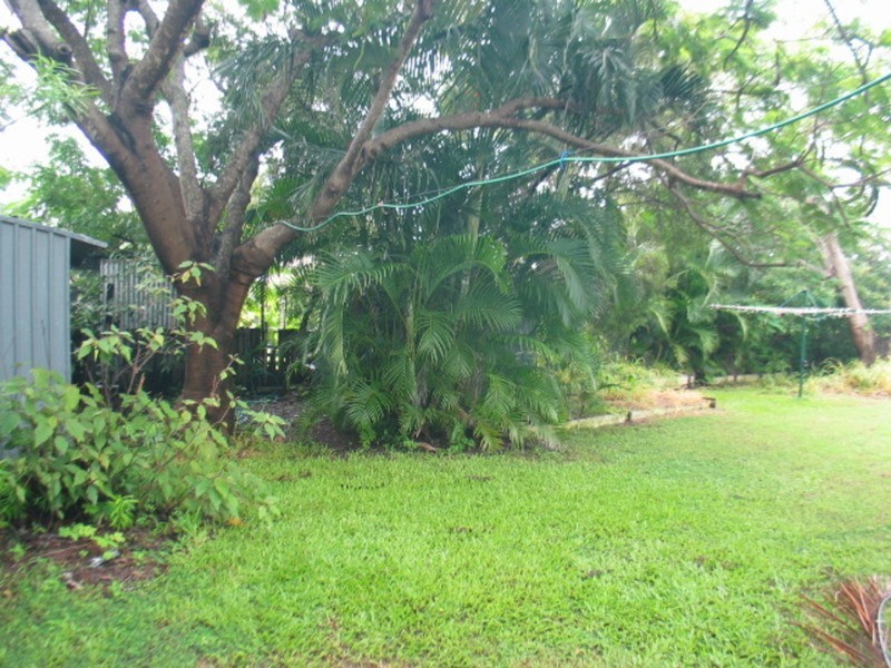 22 Rosshall Street, Bowen QLD 4805