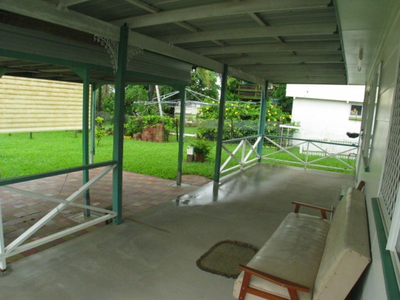 106 Gregory Street, Bowen QLD 4805