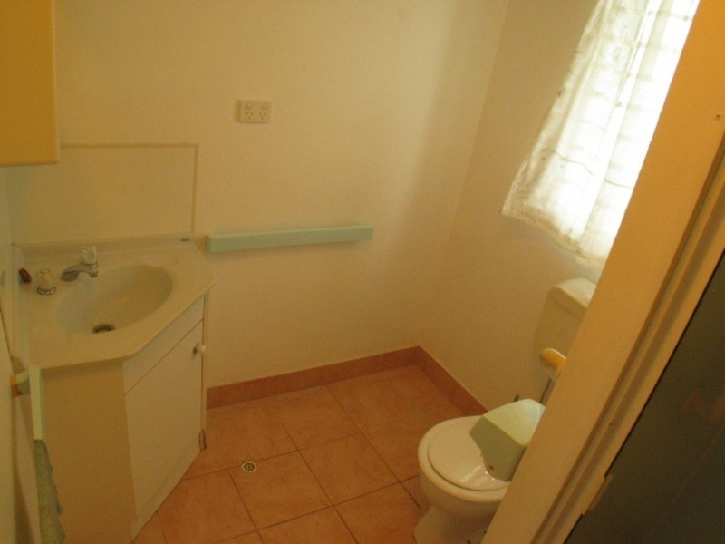 106 Gregory Street, Bowen QLD 4805