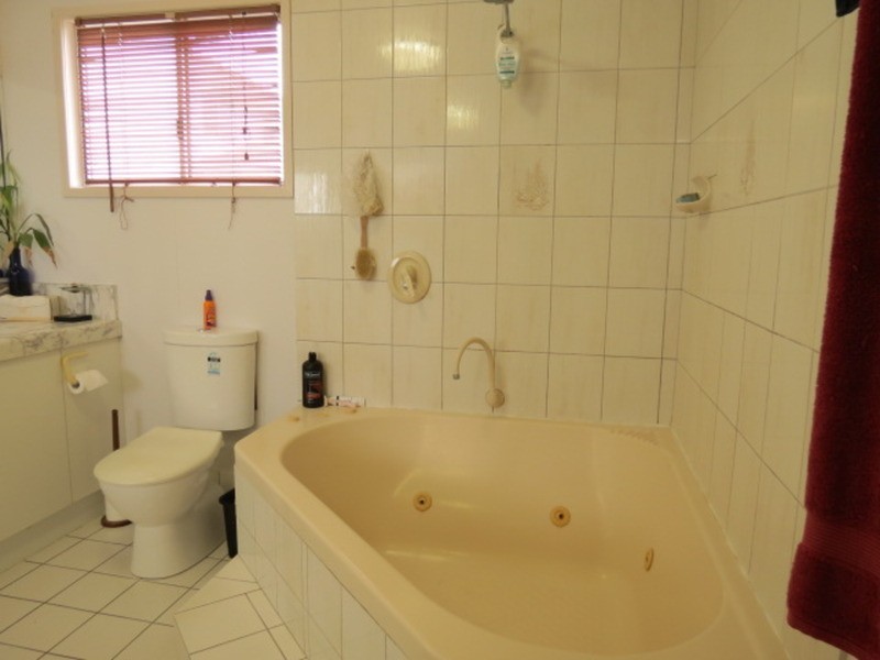 12 King Street, Bowen QLD 4805