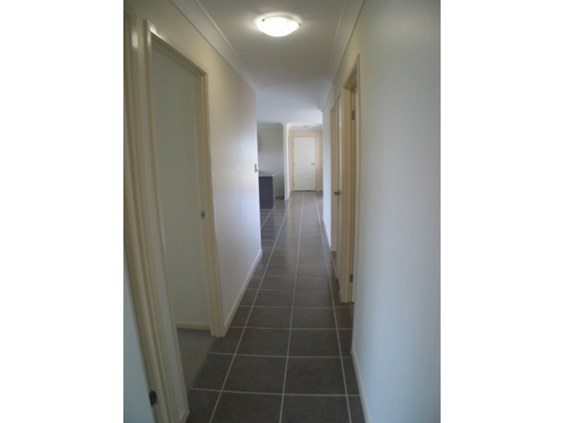 4 Seacove Crescent, Bowen QLD 4805