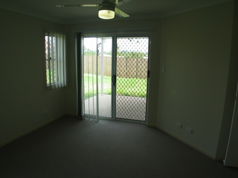 4 Seacove Crescent, Bowen QLD 4805