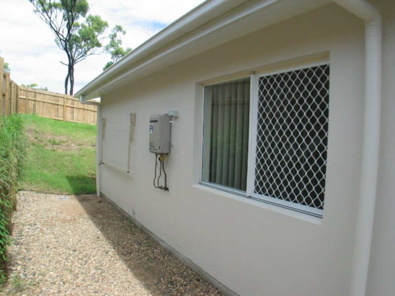 4 Seacove Crescent, Bowen QLD 4805