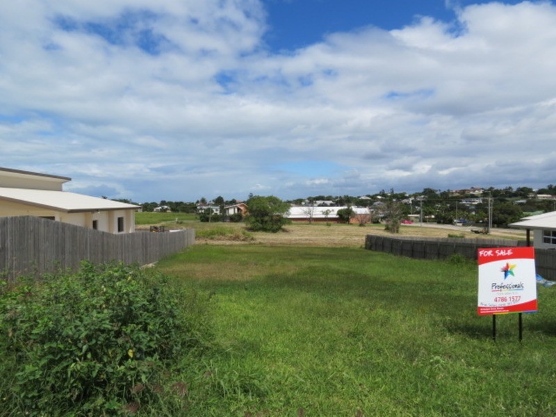 17 Yardley Court, Bowen QLD 4805