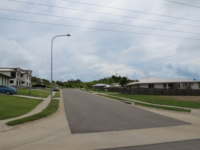 17 Yardley Court, Bowen QLD 4805