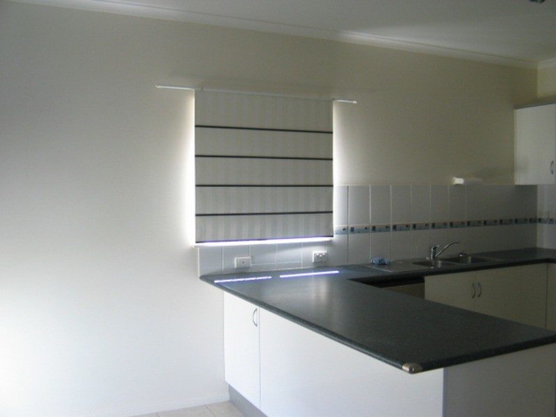 2/13 Queens  Road, Bowen QLD 4805