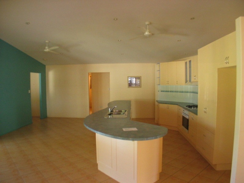 6 Verna Street, Bowen QLD 4805