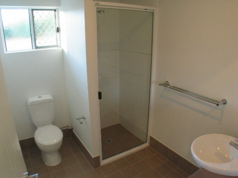 2/22 Tracey Street, Bowen QLD 4805