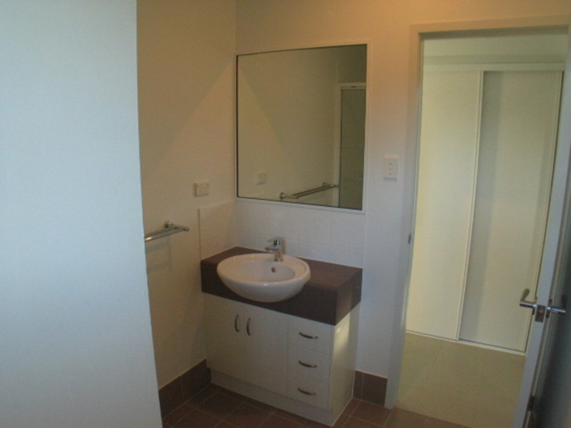 2/22 Tracey Street, Bowen QLD 4805