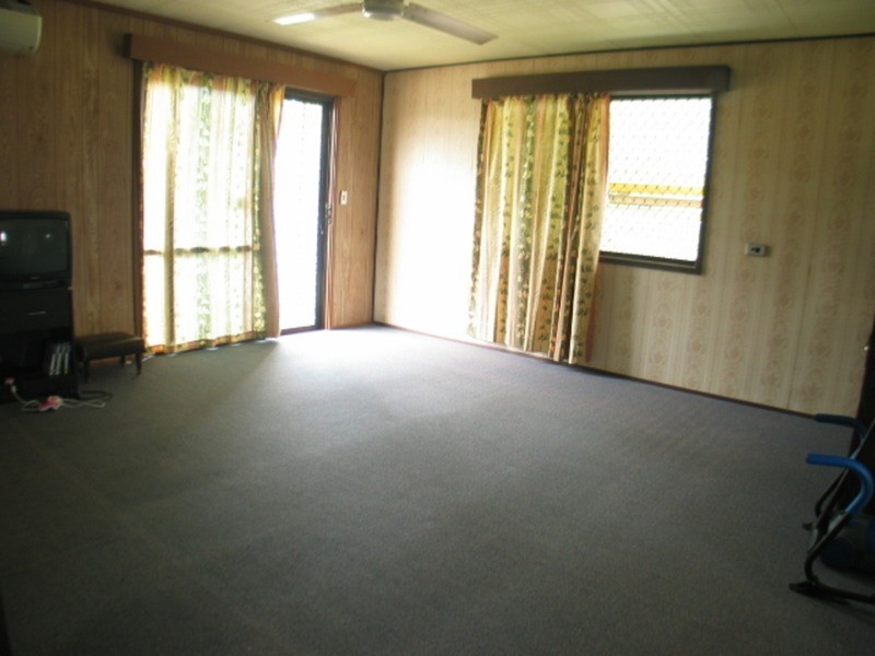 15 Denison Street, Bowen QLD 4805