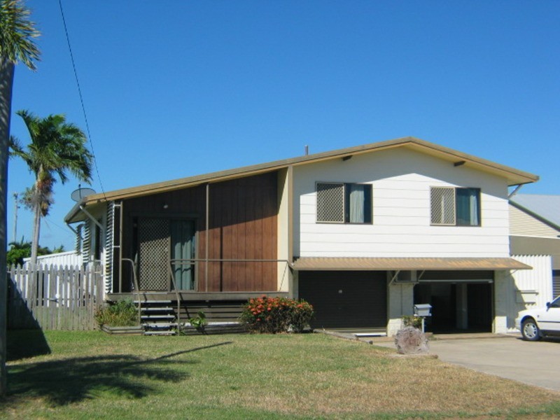 15 Denison Street, Bowen QLD 4805