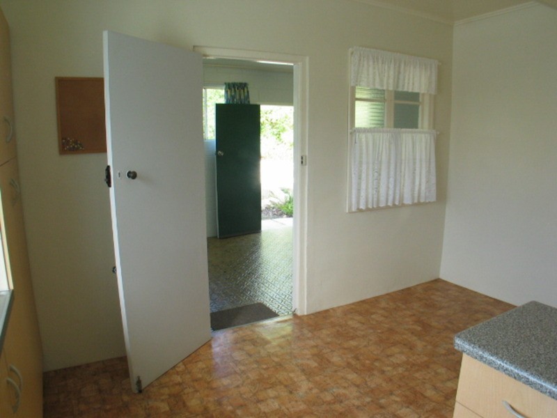 12 Leichhardt Street, Bowen QLD 4805