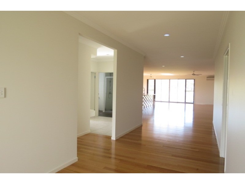 40 Scenic Drive, Bowen QLD 4805