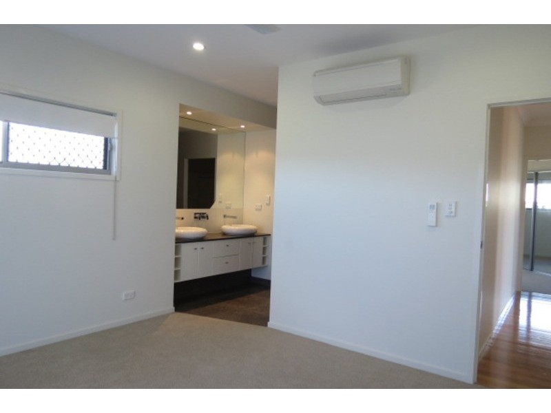 40 Scenic Drive, Bowen QLD 4805