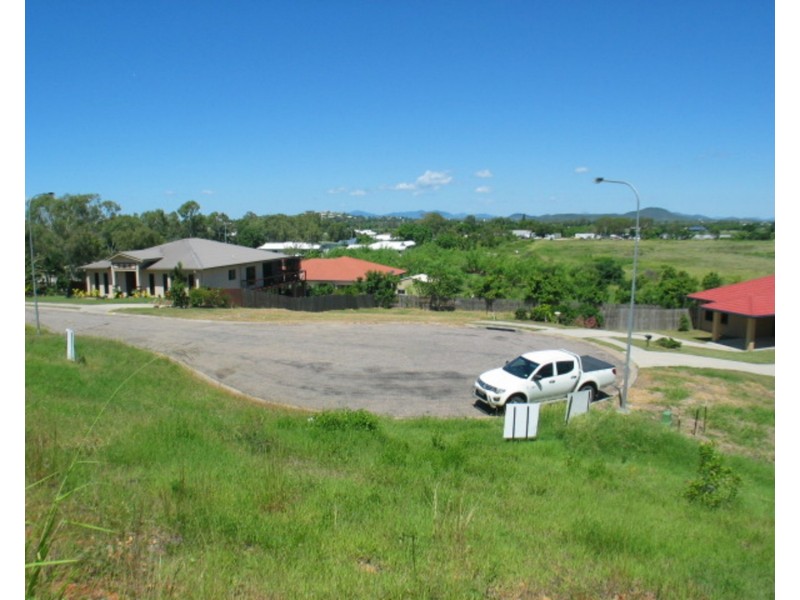 12 Craigie Court, Bowen QLD 4805