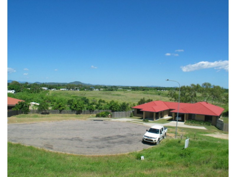 12 Craigie Court, Bowen QLD 4805