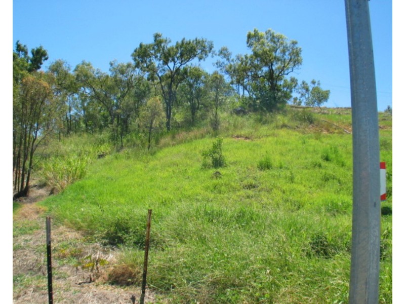 12 Craigie Court, Bowen QLD 4805