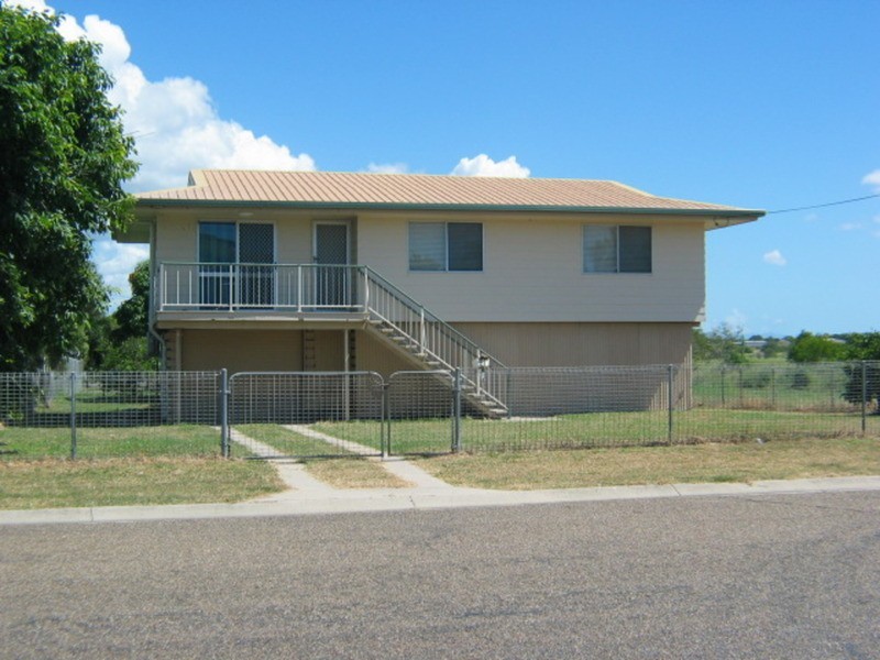 21 West Street, Bowen QLD 4805