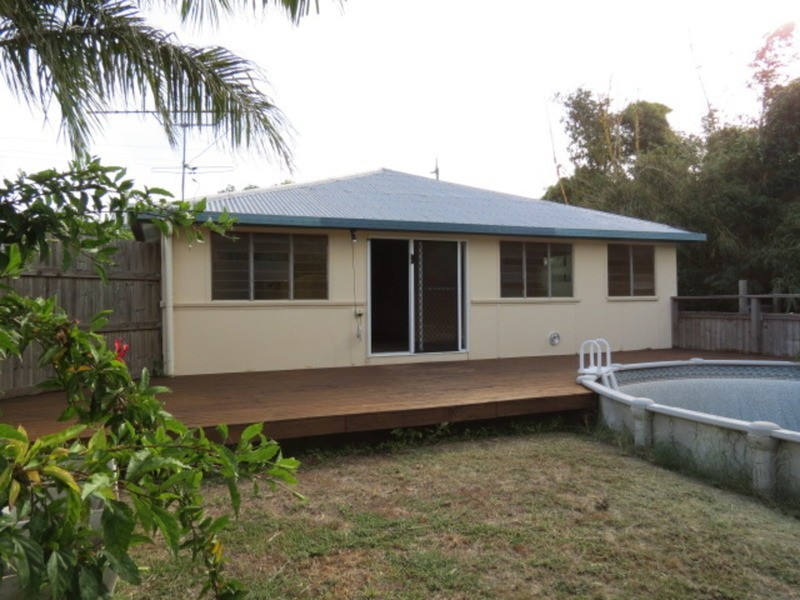 68 Tracey Street, Bowen QLD 4805