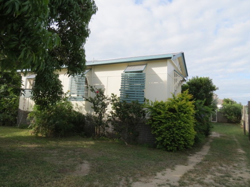 68 Tracey Street, Bowen QLD 4805