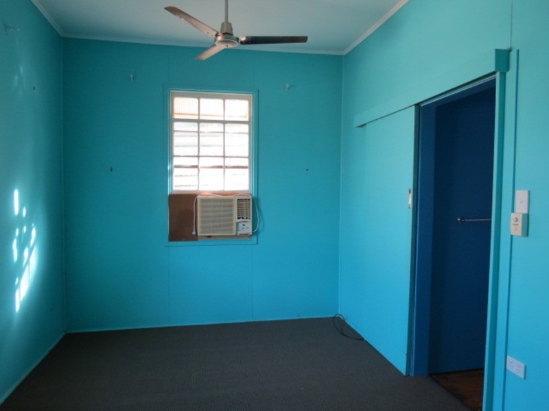 68 Tracey Street, Bowen QLD 4805