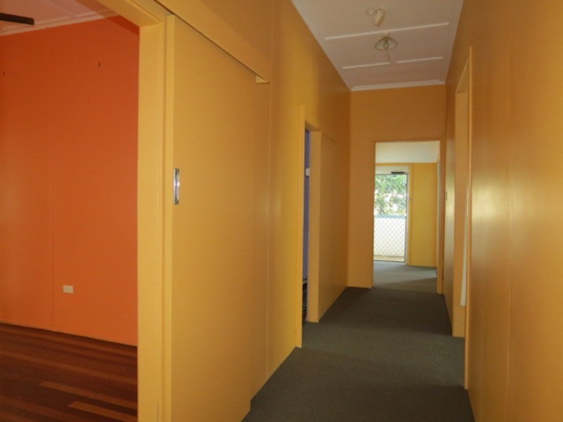 68 Tracey Street, Bowen QLD 4805