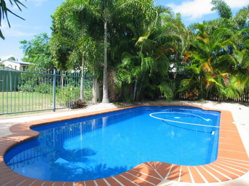 6 Verna Street, Bowen QLD 4805