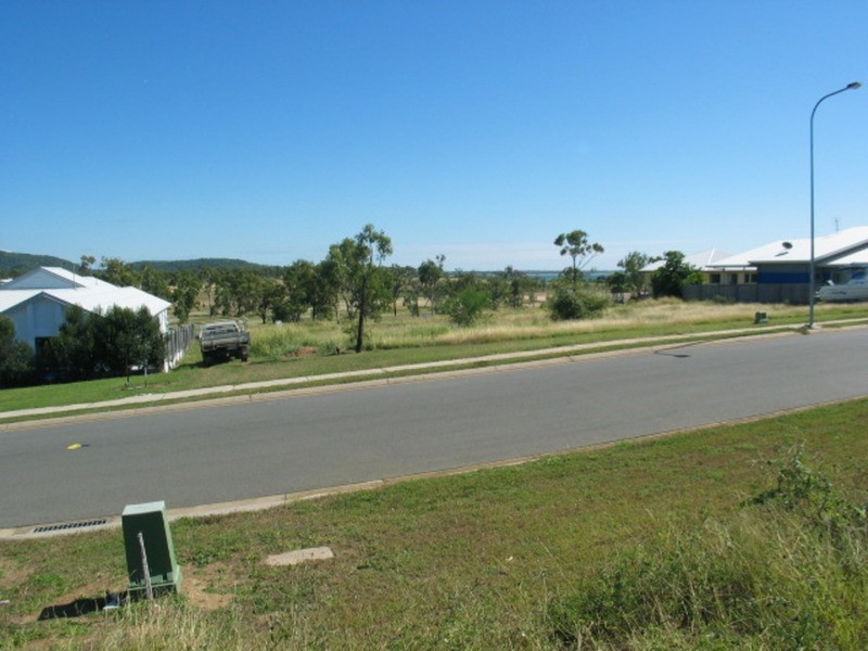 4  Sunshine  Court, Bowen QLD 4805