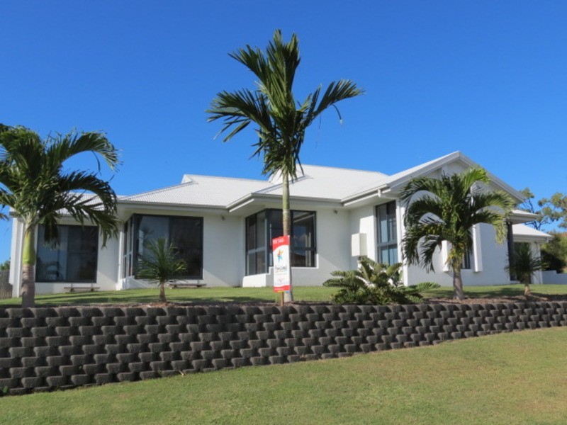 5 Fairway Drive, Bowen QLD 4805