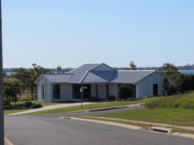 5 Fairway Drive, Bowen QLD 4805