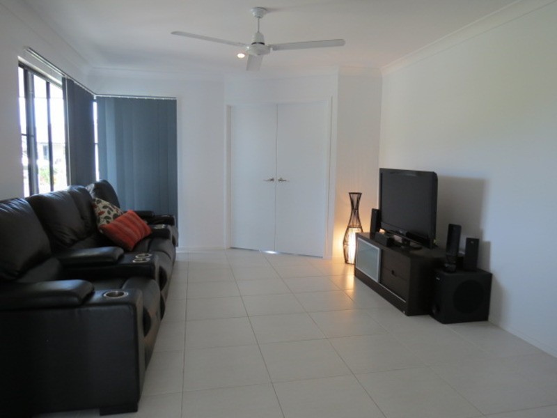 5 Fairway Drive, Bowen QLD 4805