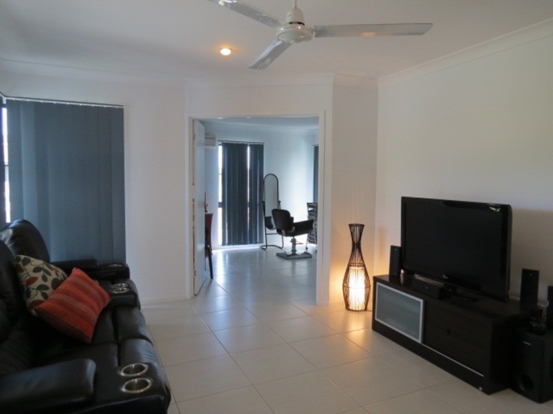 5 Fairway Drive, Bowen QLD 4805