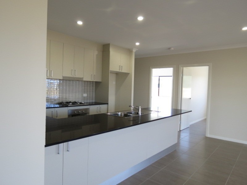1/16 Lime Tree Court, Bowen QLD 4805