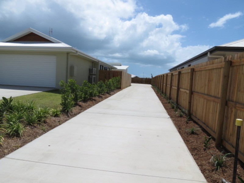 1/16 Lime Tree Court, Bowen QLD 4805