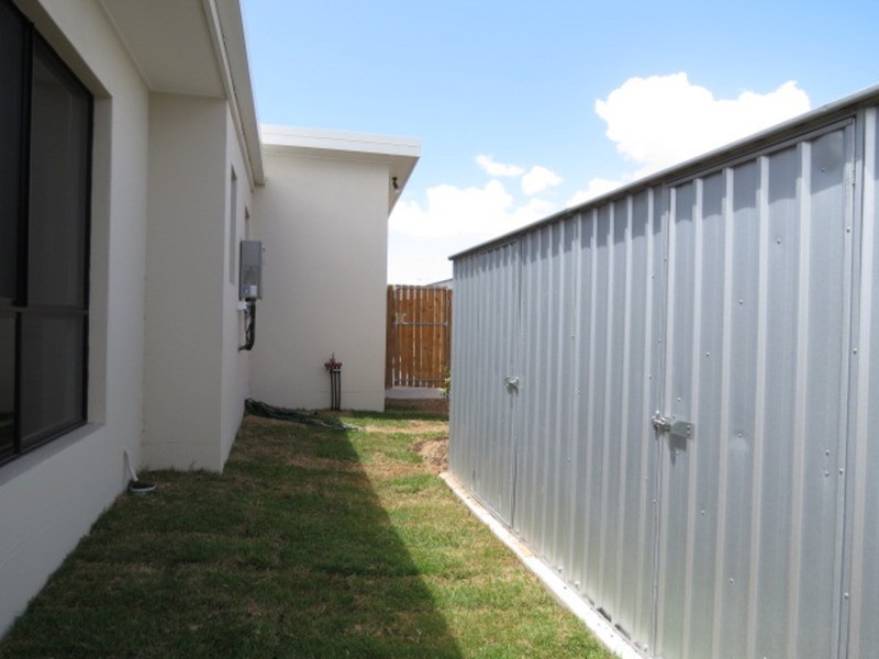 1/16 Lime Tree Court, Bowen QLD 4805