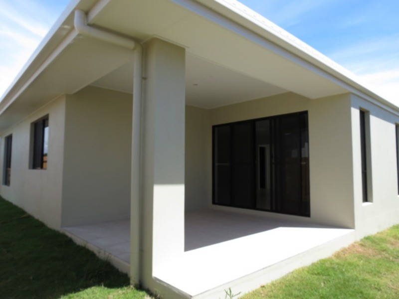 2/16 Lime Tree Court, Bowen QLD 4805