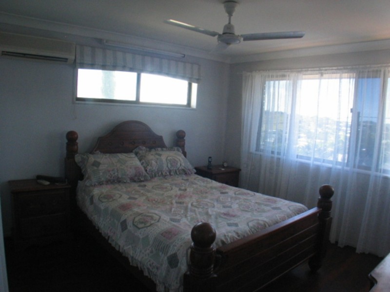 27 Mitchell Street, Bowen QLD 4805