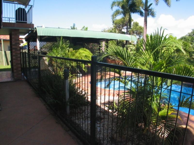 27 Mitchell Street, Bowen QLD 4805