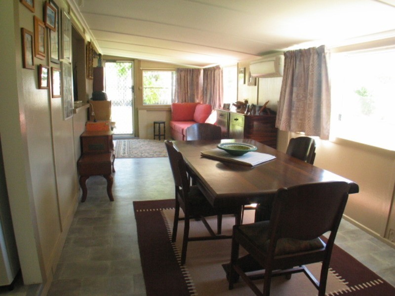 126 Herbert Street, Bowen QLD 4805