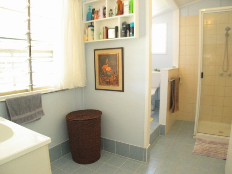 126 Herbert Street, Bowen QLD 4805