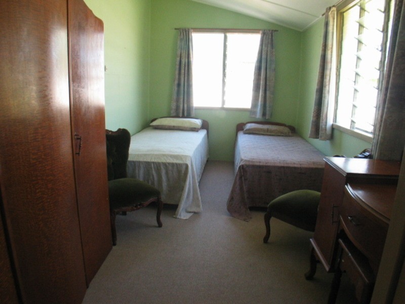 126 Herbert Street, Bowen QLD 4805