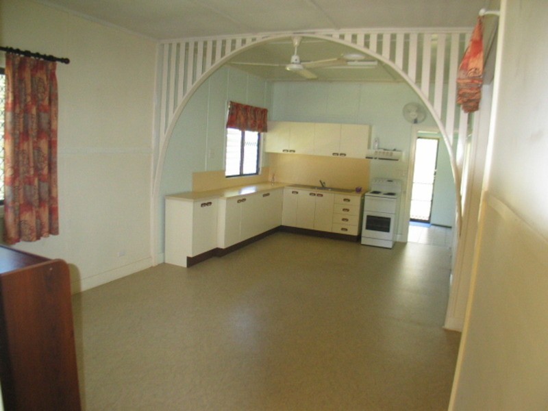 5 Hay  Street, Bowen QLD 4805