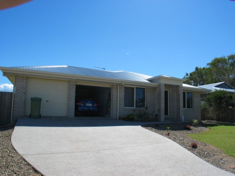 8 Lexington Court, Bowen QLD 4805