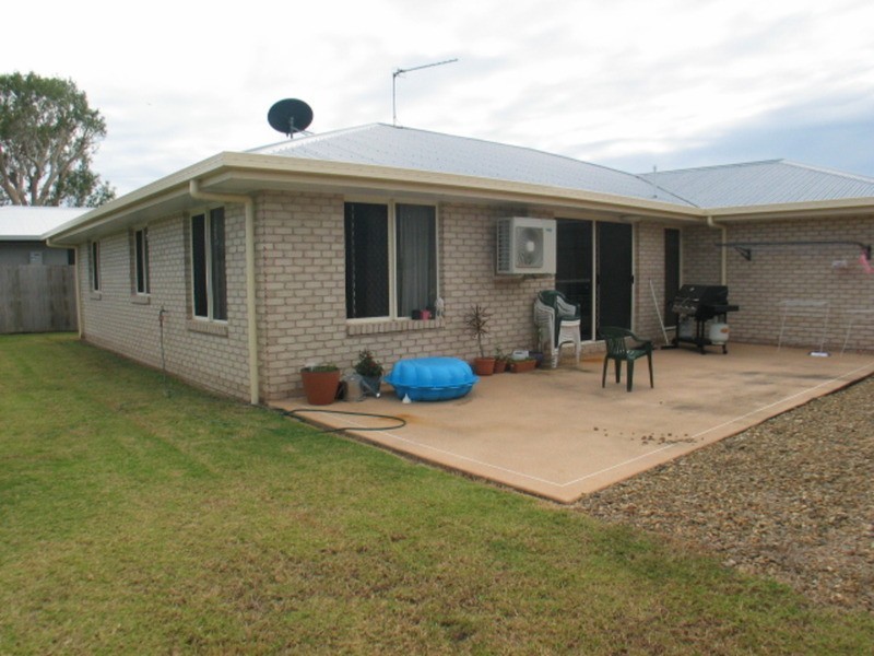 8 Lexington Court, Bowen QLD 4805