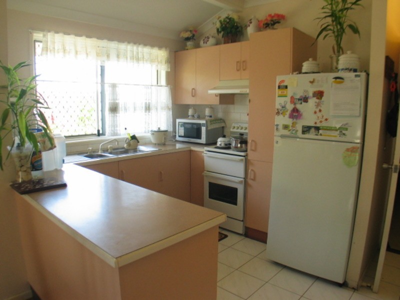 2/30 Sinclair Street, Bowen QLD 4805