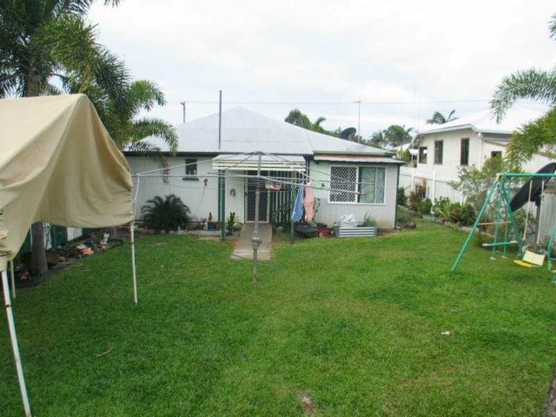 11 Leichhardt Lane, Bowen QLD 4805
